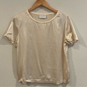 Hammacher Schlemmer New York cream 100% silk short sleeve blouse size small